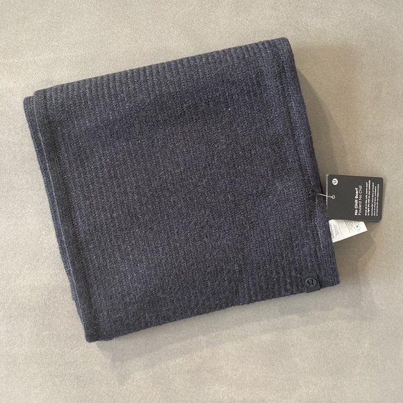 Lululemon No Chill Scarf - Picture 5 of 6